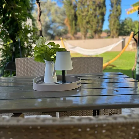 Bangallows Tartaya Διαμέρισμα *